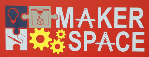 Logo des MakerSpace - Schriftzug MakerSpace mit verschiedenen technischen Symbolen, wie z.B. Lötkolben, Glühbirne, 3D-Drucker, Zahnräder usw.